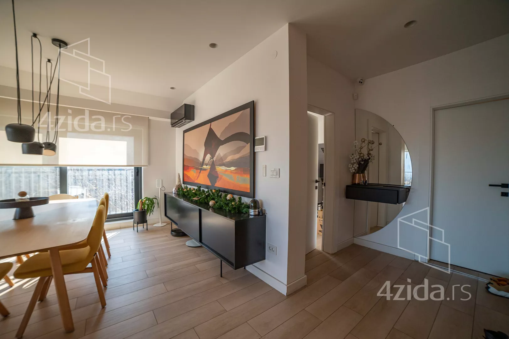 Petosoban stan | 4zida