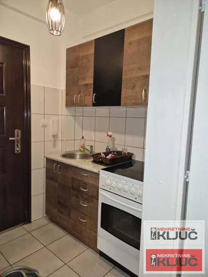 Grbavica | 4zida.rs