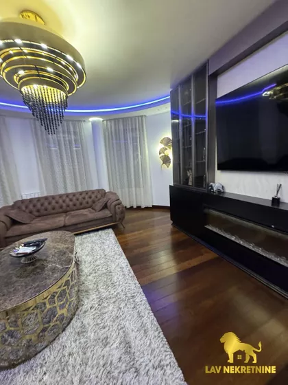 HILANDARSKA | 4zida.rs