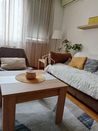 Živka Davidovića | 4zida.rs