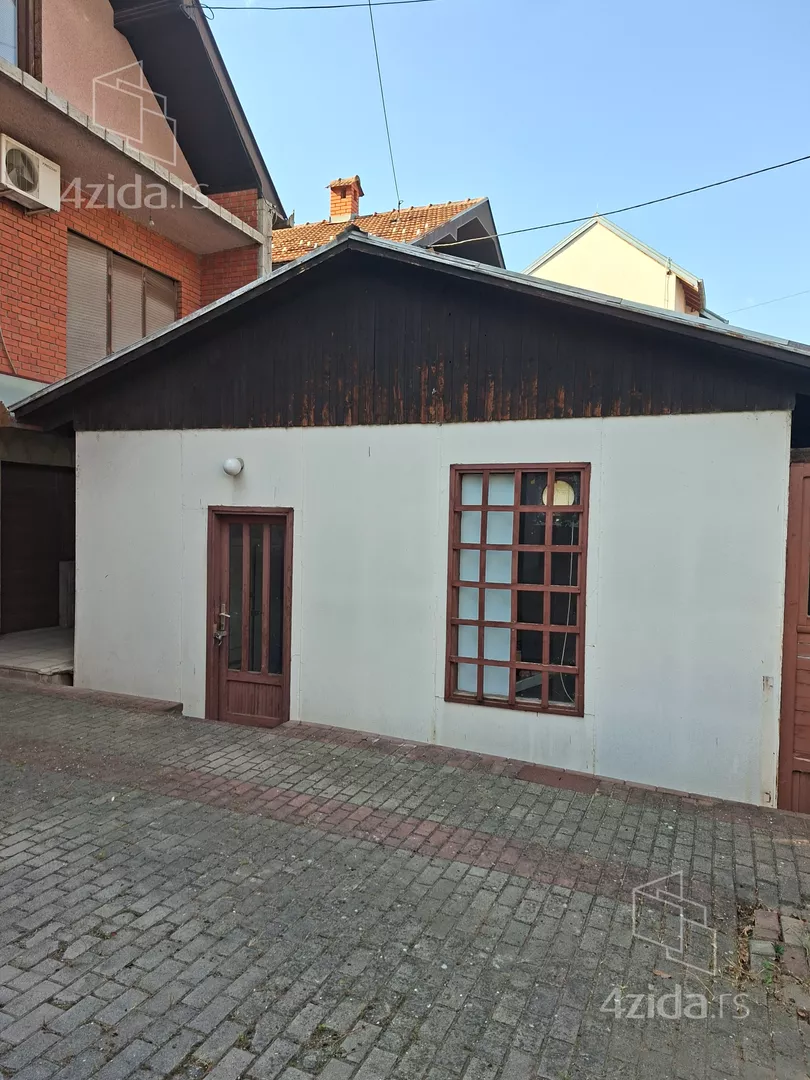3-etažna kuća | 4zida