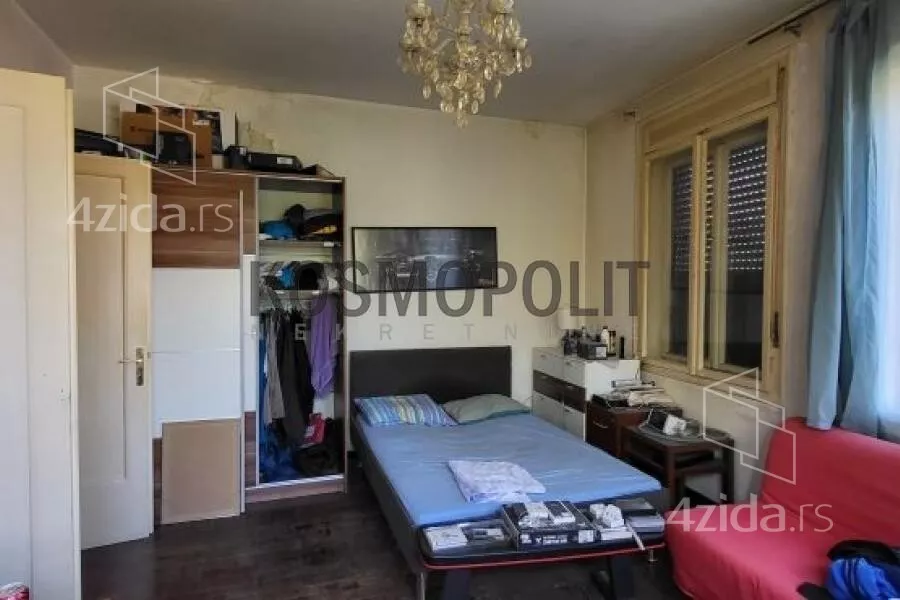 Petosoban stan | 4zida