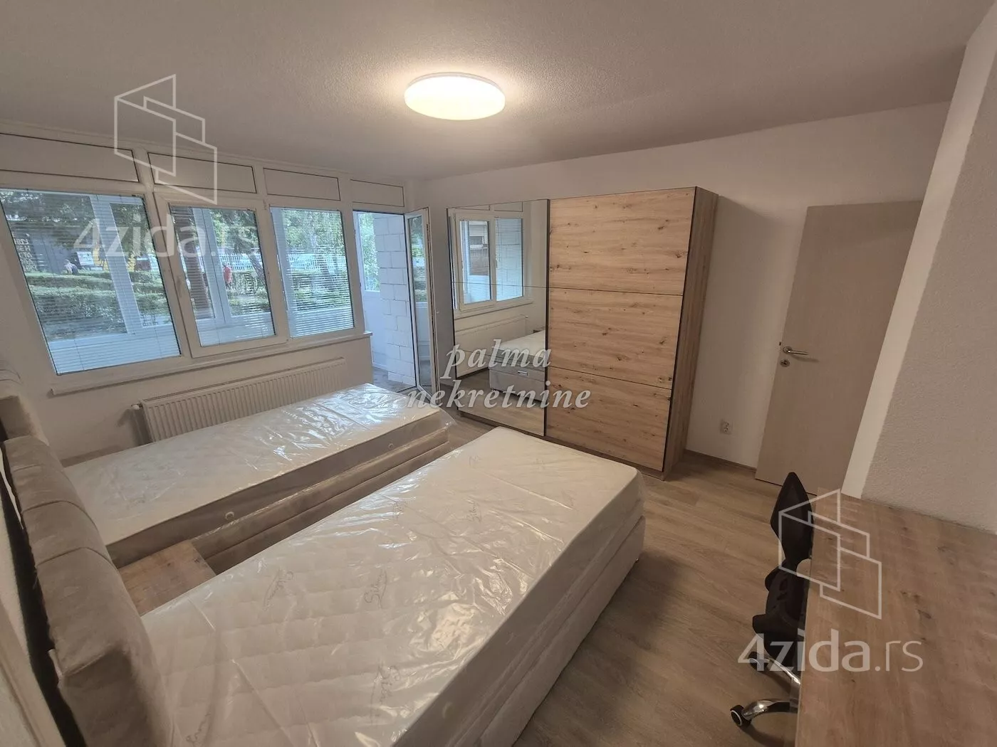 Dvoiposoban stan | 4zida