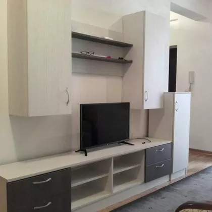 Ulcinjska | 4zida.rs