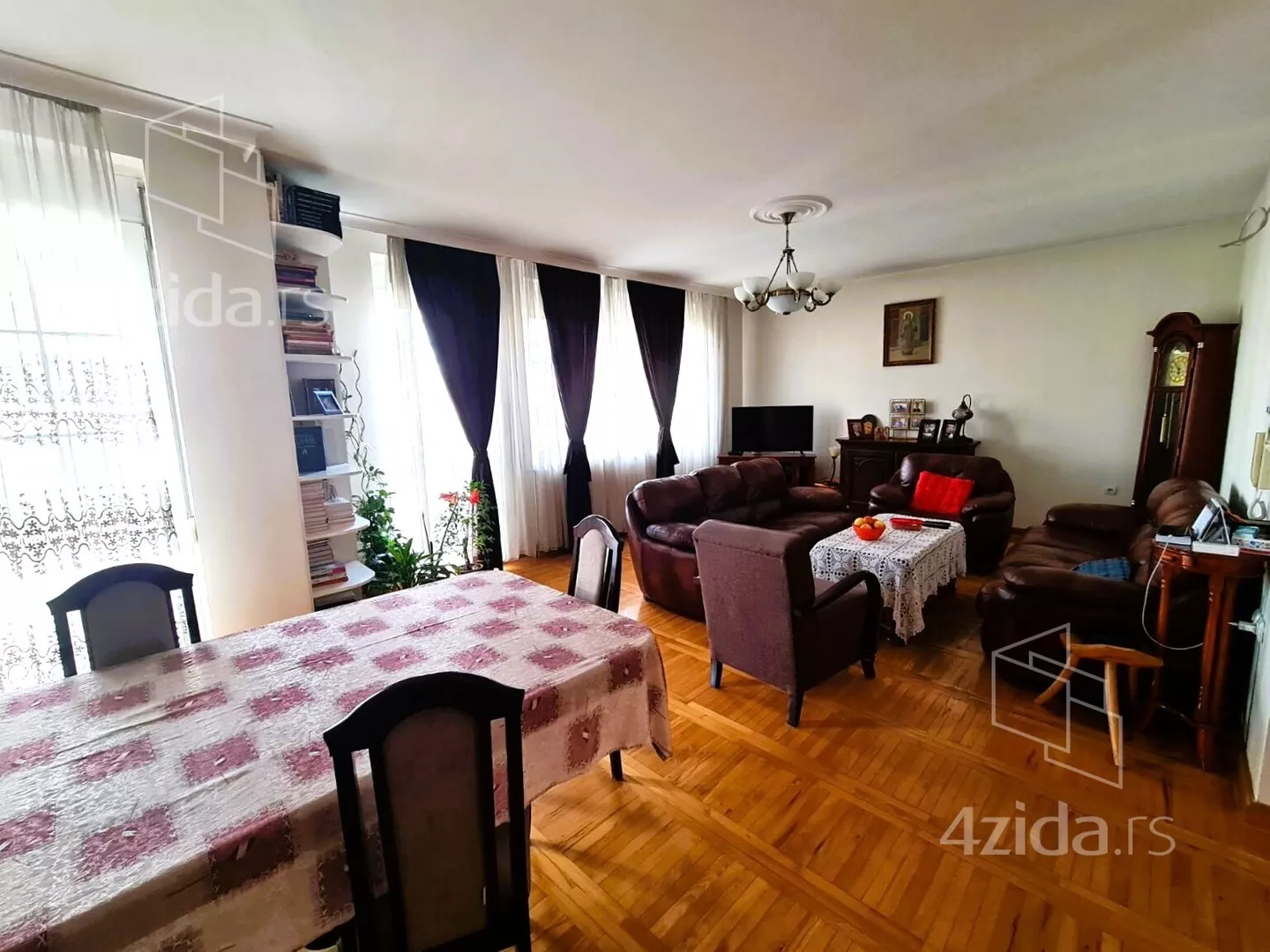 3-etažna kuća | 4zida