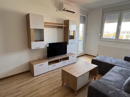 Orlovićeva 70 | 4zida.rs