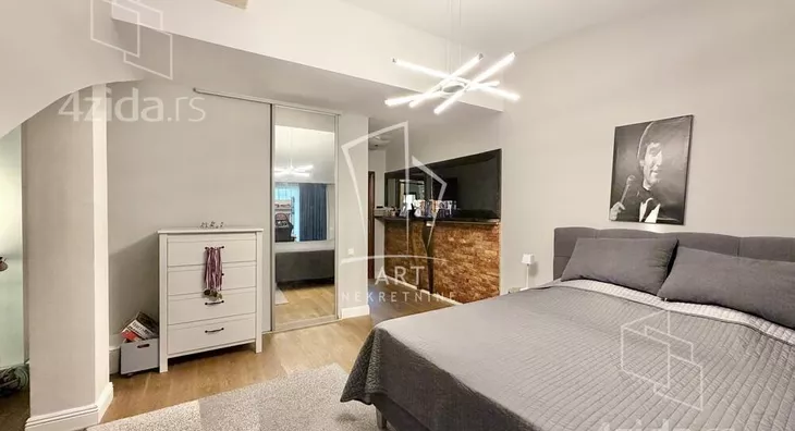 Petosoban stan | 4zida