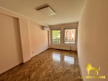 JOVANA SUBOTIĆA | 4zida.rs