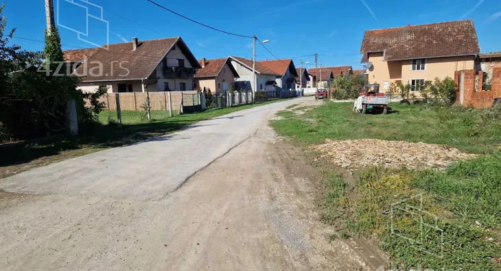 Plac | 4zida
