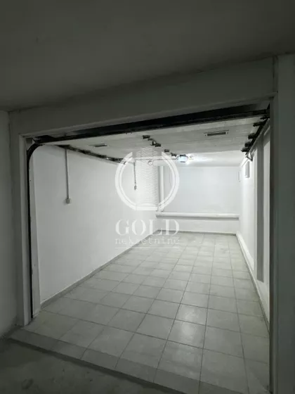 Petra Drapšina | 4zida.rs