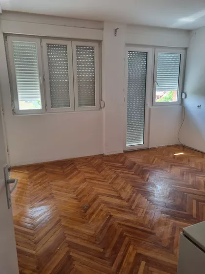 Nikole Kopernika 65 | 4zida.rs