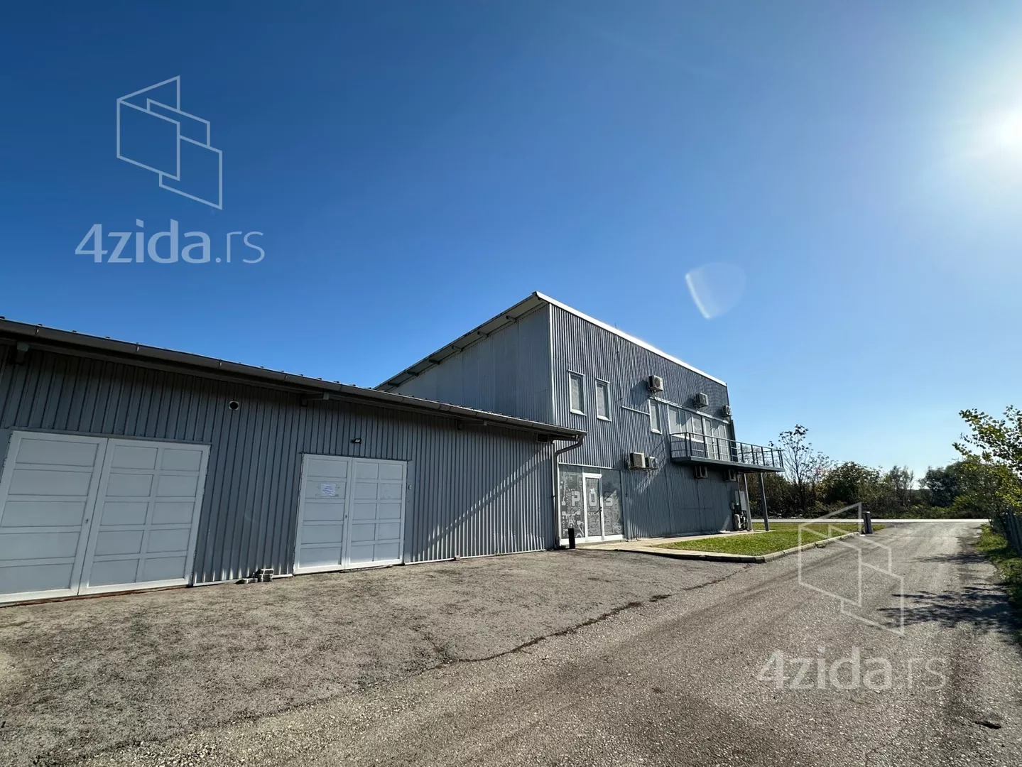 Poslovna zgrada | 4zida