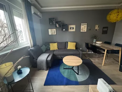 Stojana Novakovića bb | 4zida.rs