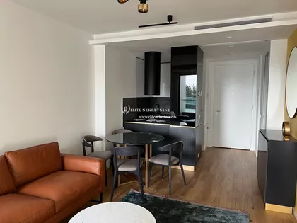 Jurija Gagarina Sakura park | 4zida.rs