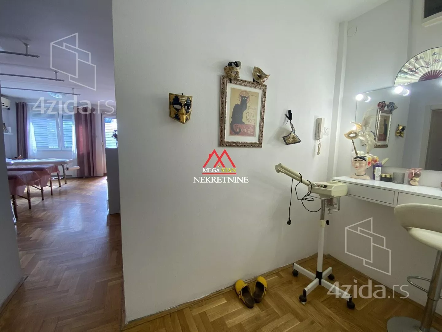 Poslovni prostor | 4zida