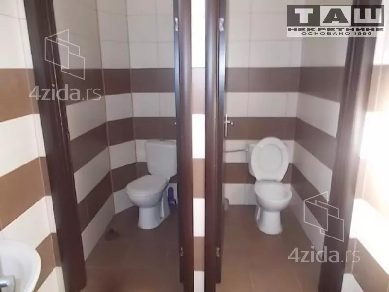 Lokal | 4zida