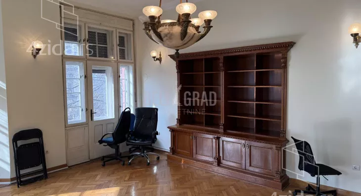 Šestosoban stan | 4zida