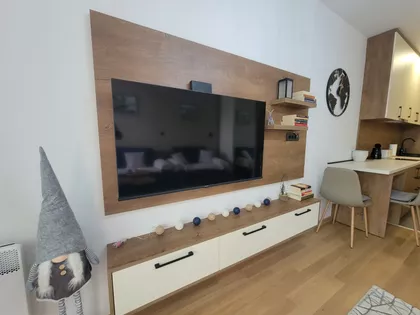 Miladina Pećinara bb | 4zida.rs