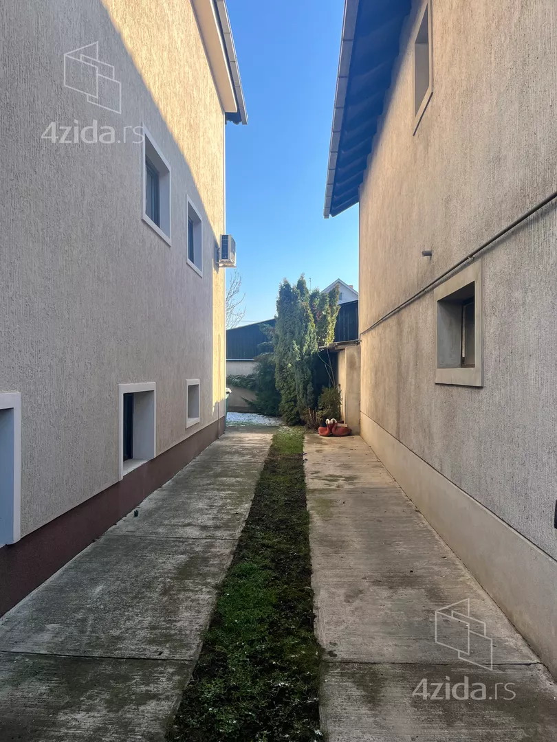 3-etažna kuća | 4zida