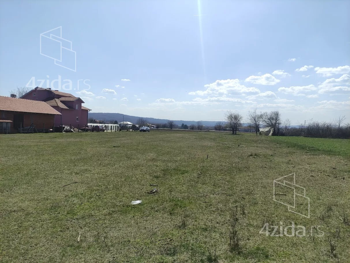Građevinsko zemljište | 4zida