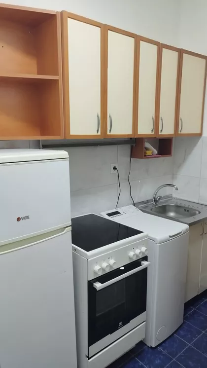 Peka Pavlovića 11 | 4zida.rs