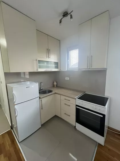 Kosare Cvetković | 4zida.rs