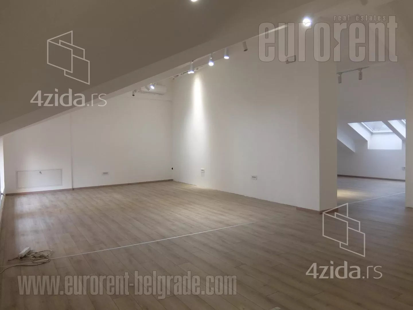 Poslovni prostor | 4zida