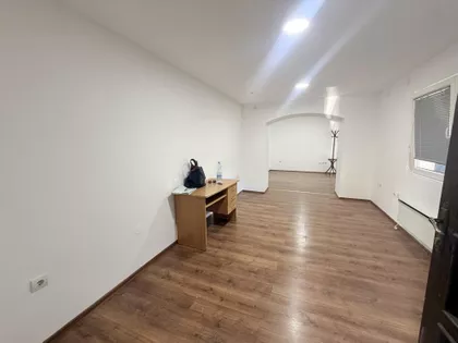 Ustanička | 4zida.rs