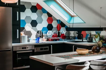 Teodora Pavlovića | 4zida.rs