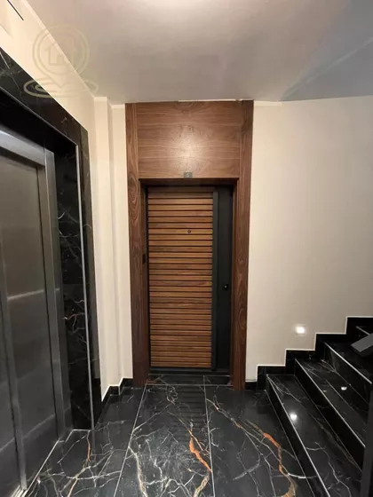 Crveni Krst Vračar | 4zida.rs