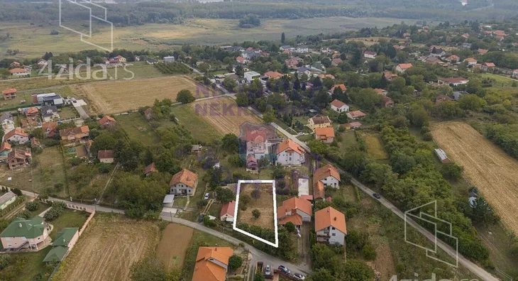 Građevinsko zemljište | 4zida