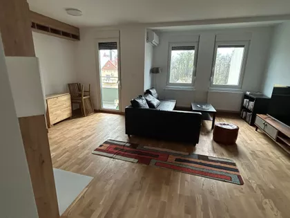 Cara Dušana 67A | 4zida.rs