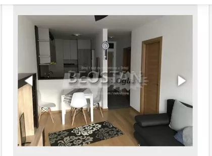 Šumadijska | 4zida.rs