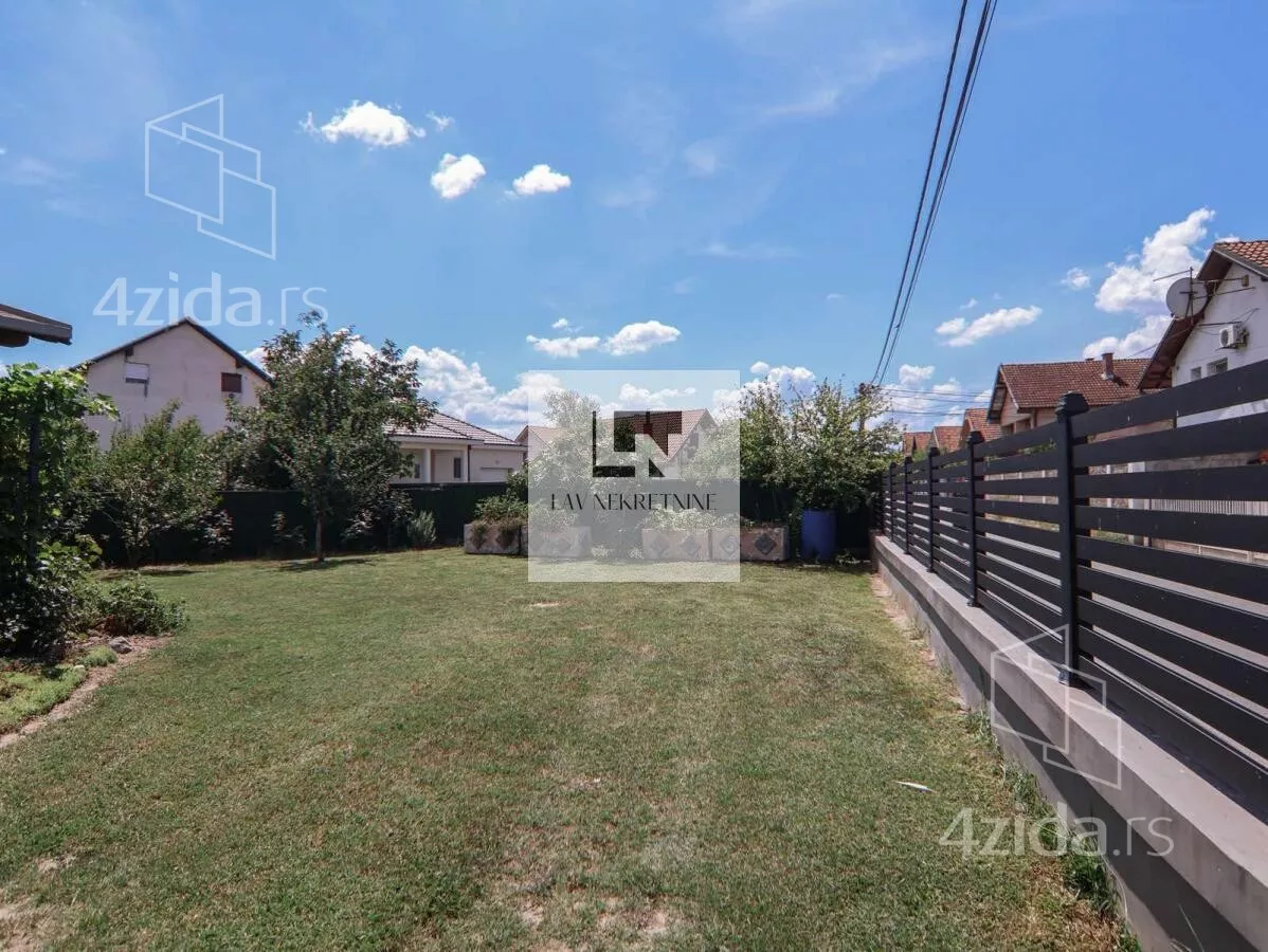 Kuća | 4zida