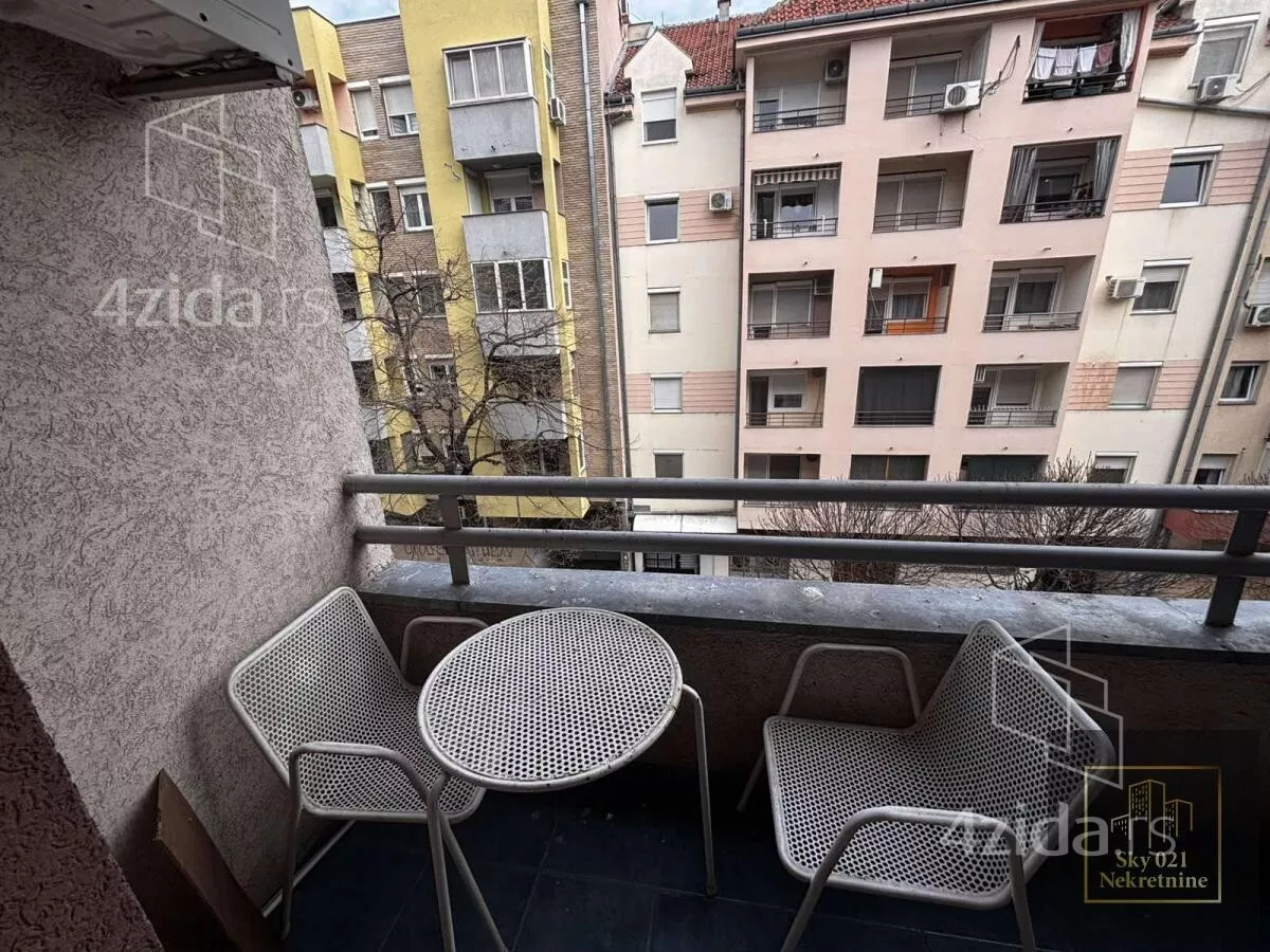 Garsonjera | 4zida