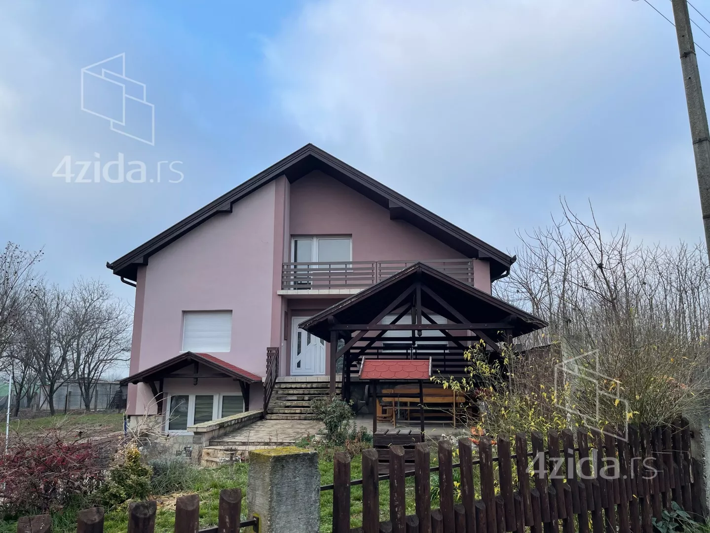 3-etažna kuća | 4zida