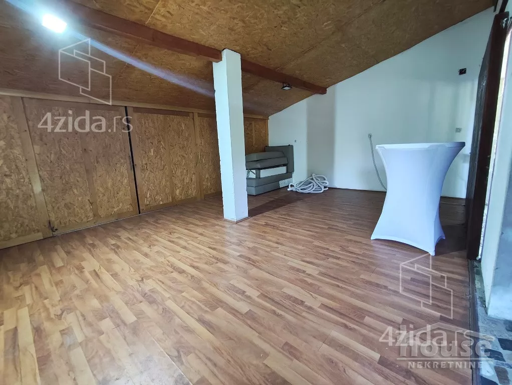 Kuća | 4zida