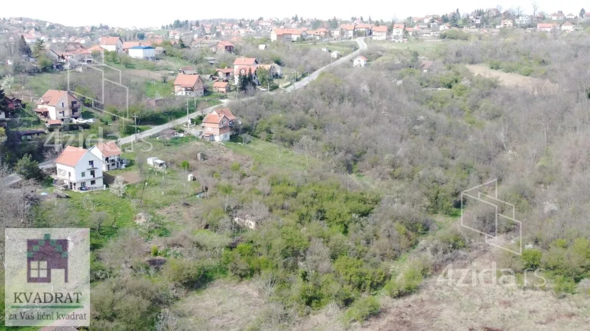 Plac | 4zida