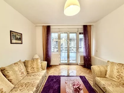 Vase Čarapića | 4zida.rs