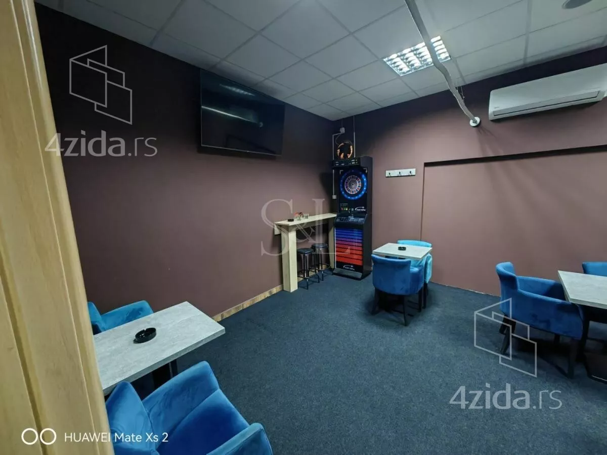 Lokal | 4zida