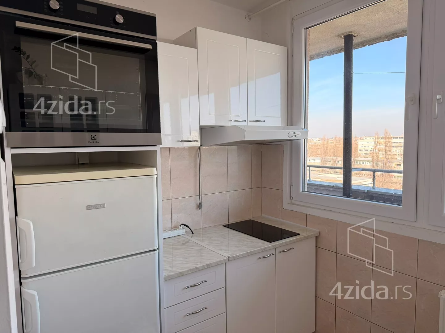 Blok 3, Novi Beograd, Beograd, Bulevar Zorana Đinđića - 5