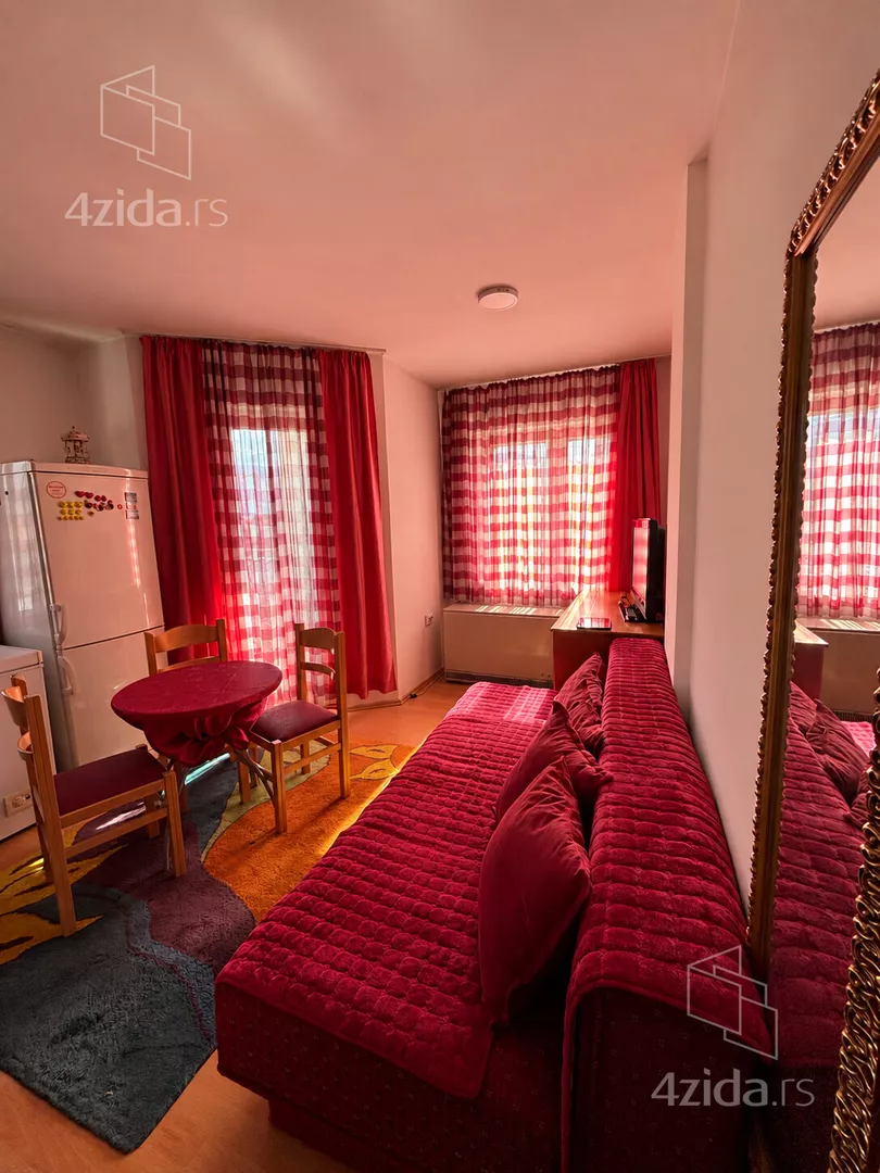 Lakás · 36 m² · Vlasotince