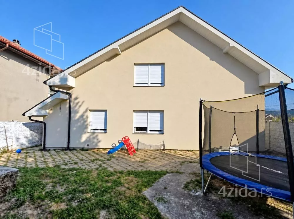 2-etažna kuća | 4zida