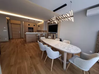 Tadije Sondermajera | 4zida.rs