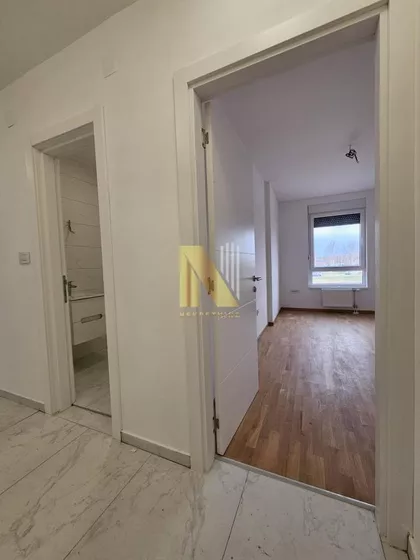 Bulevar Patrijarha Pavla (Somborski Bulevar) | 4zida.rs