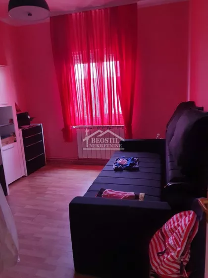 Lole Ribara (Ovča) | 4zida.rs