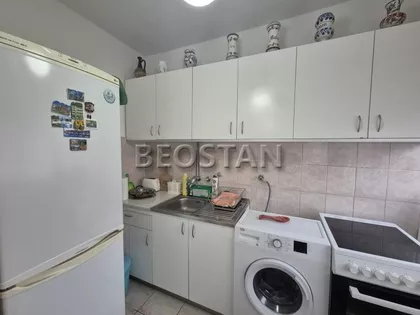 Dzona Kenedija | 4zida.rs