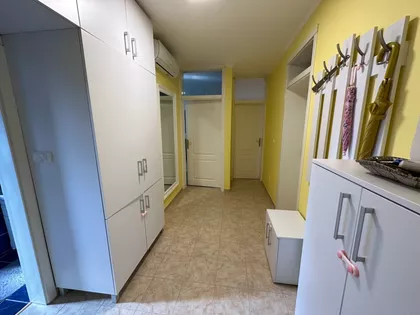 Trg Lazara Nešića | 4zida.rs