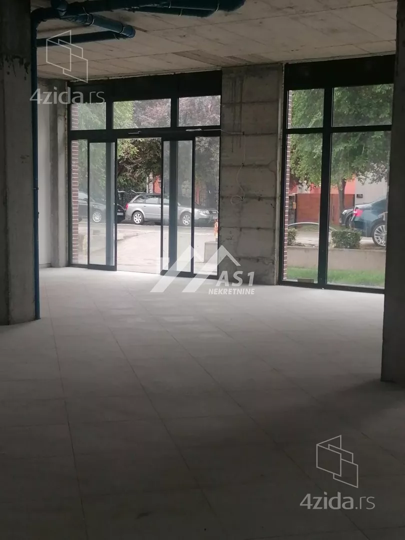 Poslovni prostor | 4zida
