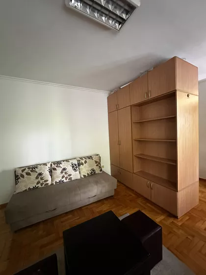 Trg Lazara Nešića | 4zida.rs
